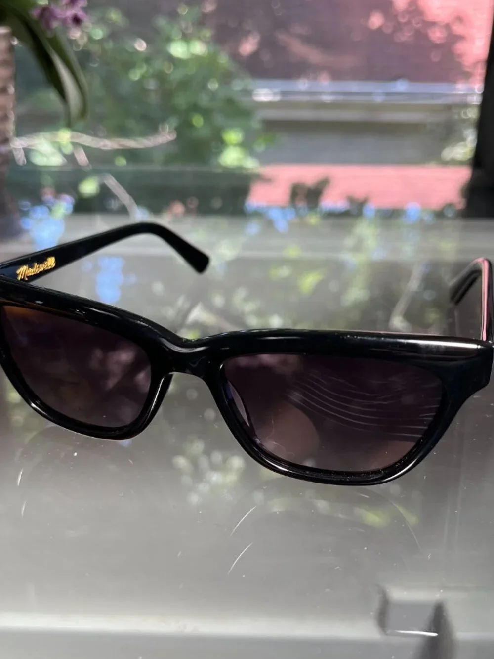 Madewell black rectangular sunglasses